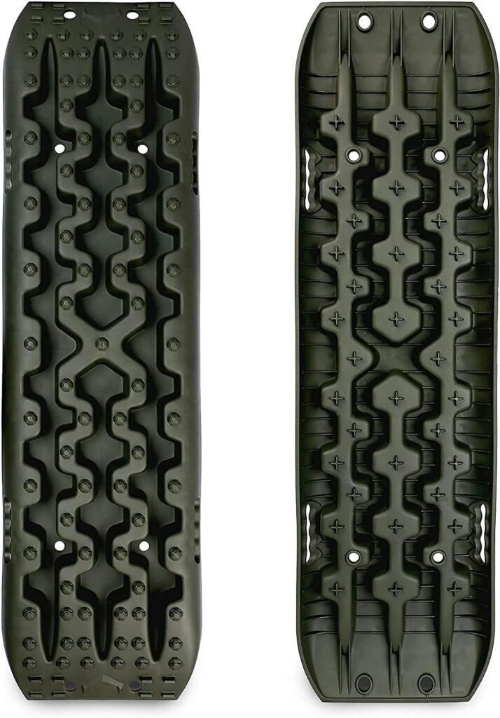 Gifts for adventurers: Heavy Duty Off Road Ramps, Amazon